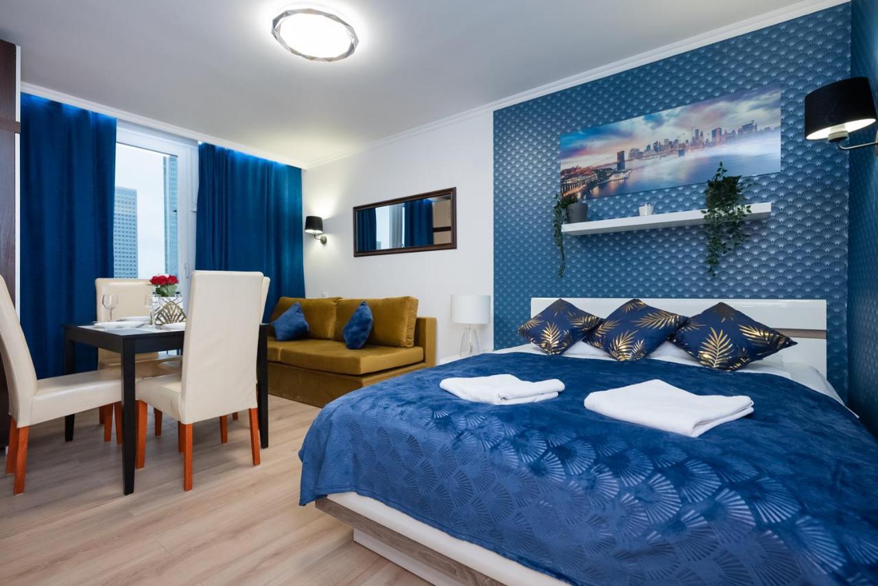 Unitapartaments Short Rent Apartment In Warsaw By Metro Station Rondo Onz Apart With 3Bedrooms 23 Exterior foto