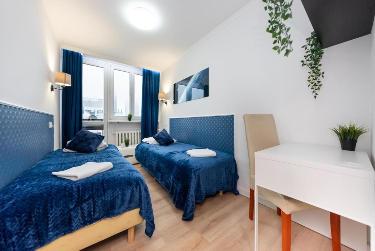 Unitapartaments Short Rent Apartment In Warsaw By Metro Station Rondo Onz Apart With 3Bedrooms 23 Exterior foto