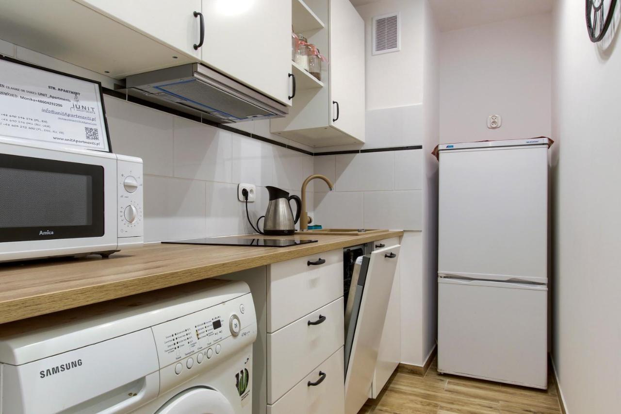 Unitapartaments Short Rent Apartment In Warsaw By Metro Station Rondo Onz Apart With 3Bedrooms 23 Exterior foto